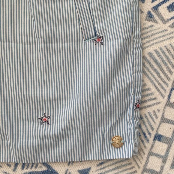 🌟Lilly Pulitzer Shorts🌟 - Picture 4 of 9